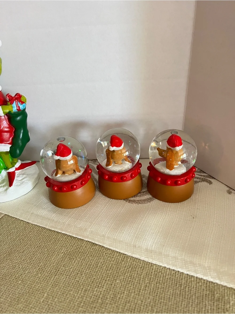 Lot of 5 The Grinch Christmas Figurine Dr Seuss Santa 6.5